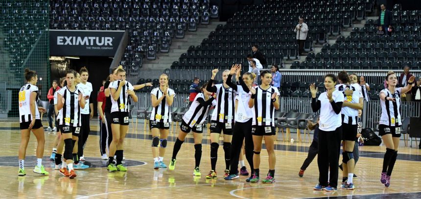 Echipa de handbal feminin se deplasează la Ploiești