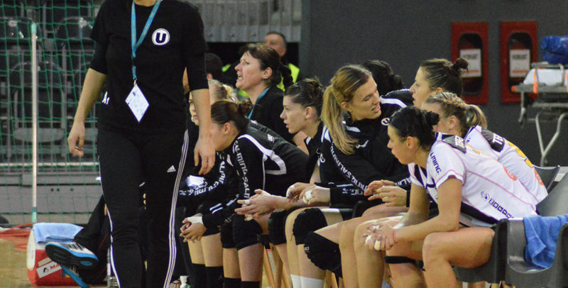 Echipa de handbal feminin se deplasează la Galați