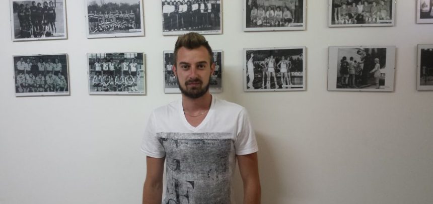 Cătălin Neag și-a prelungit contractul cu ”U” Cluj
