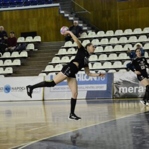 Examen dificil la Baia Mare pentru echipa de handbal feminin