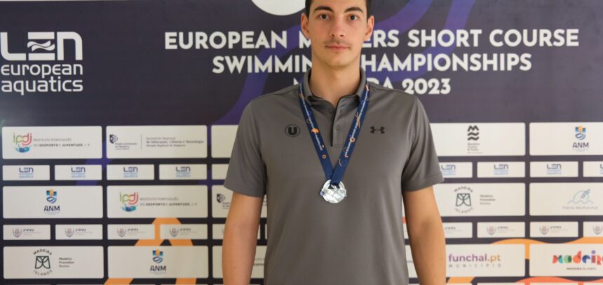Vlad Dobra este vicecampion european la natație masters